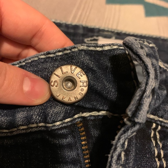 Silver Jeans - Picture 5 of 6